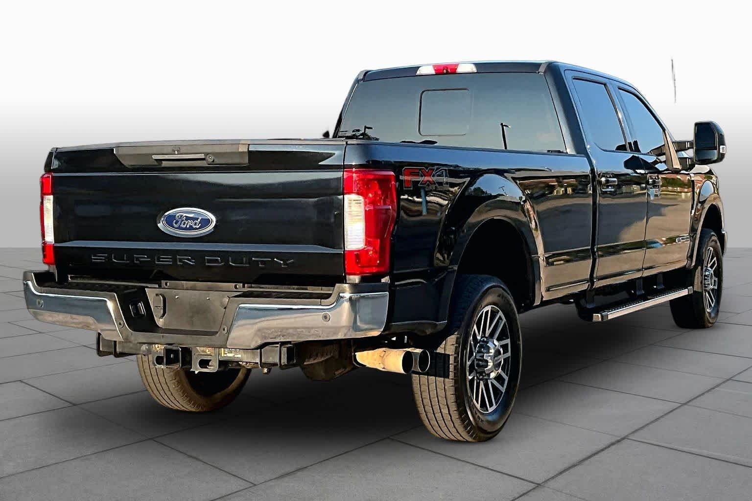 Used 2019 Agate Black Ford LARIAT image 13