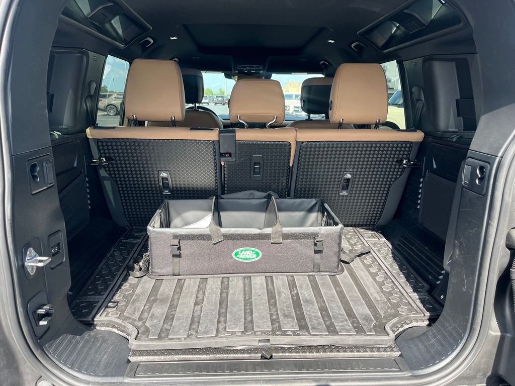 Used 2026 Gondwana Stone Land Rover X-Dynamic SE image 15