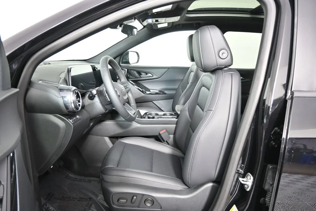 2026 Chevrolet Equinox LT - Photo 20