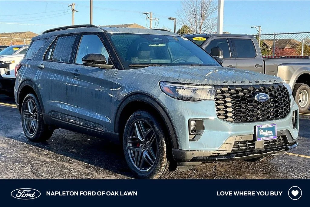 2026 Ford Explorer ST-LINE 4WD's photo