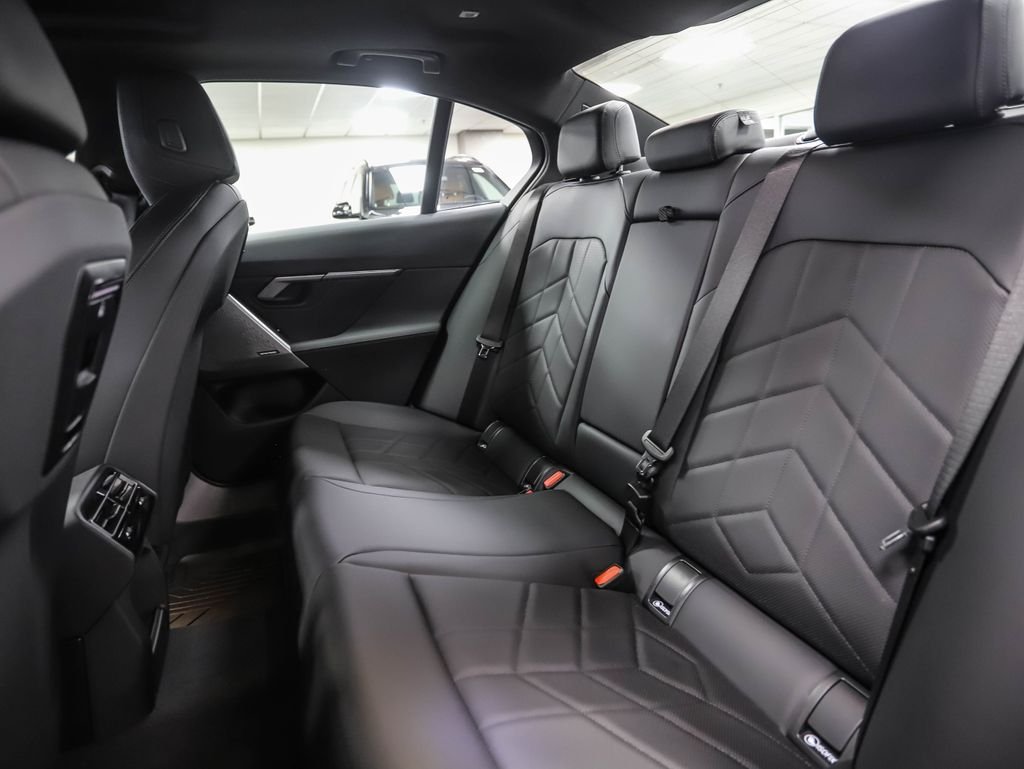 2025 BMW 5 Series 530i - Photo 21