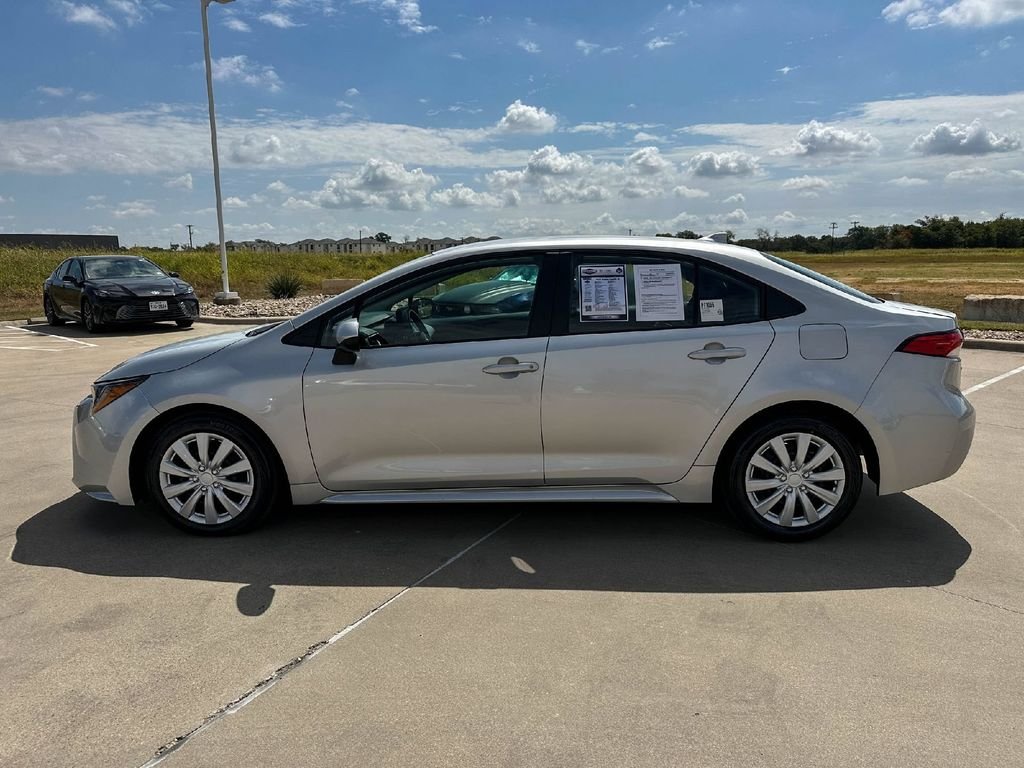 Certified Used 2025 Silver Toyota LE image 6