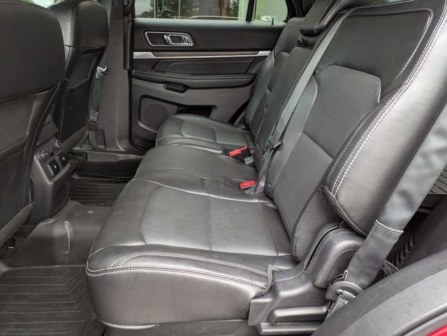 Used 2017 Red Ford Limited image 27