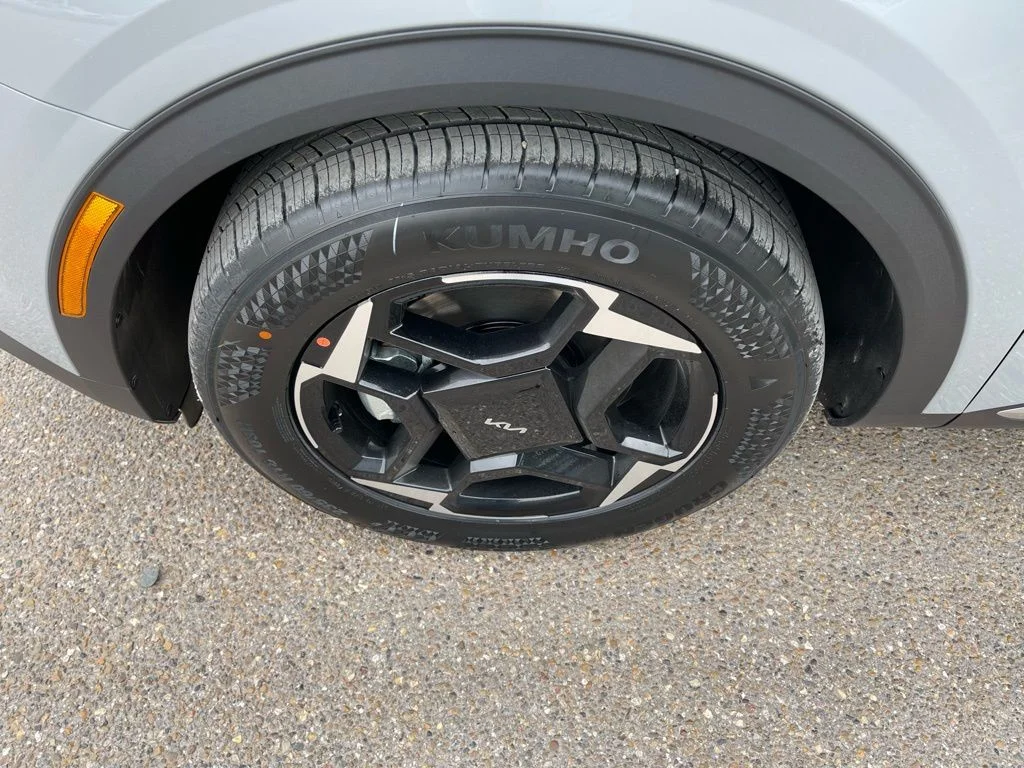 New 2026 Gray Kia EX image 29
