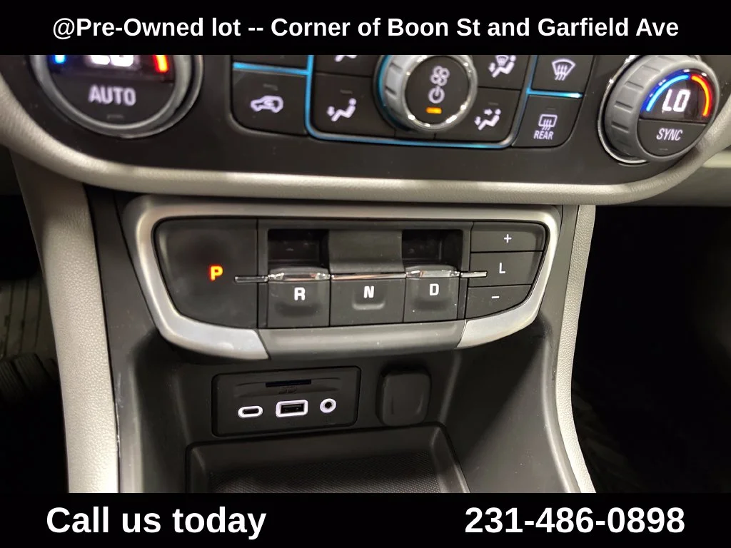 Used 2024 Black GMC SLT image 25