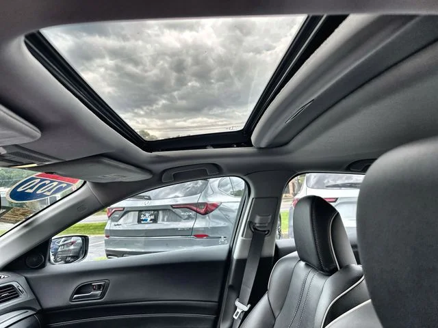Used 2020  Acura Premium Package image 23