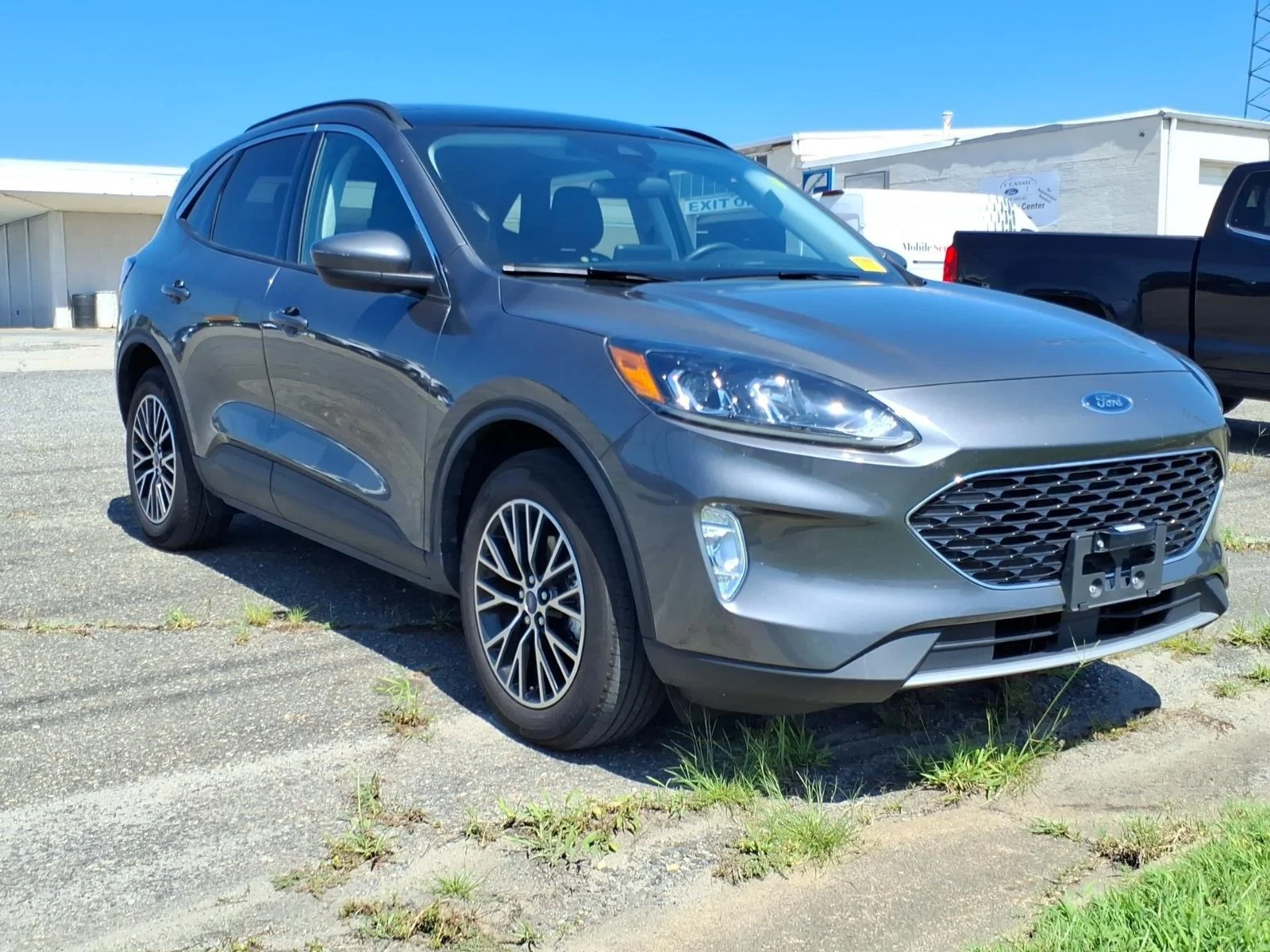 Used 2022 Carbonized Gray Metallic Ford SEL Plug-In Hybrid image 4