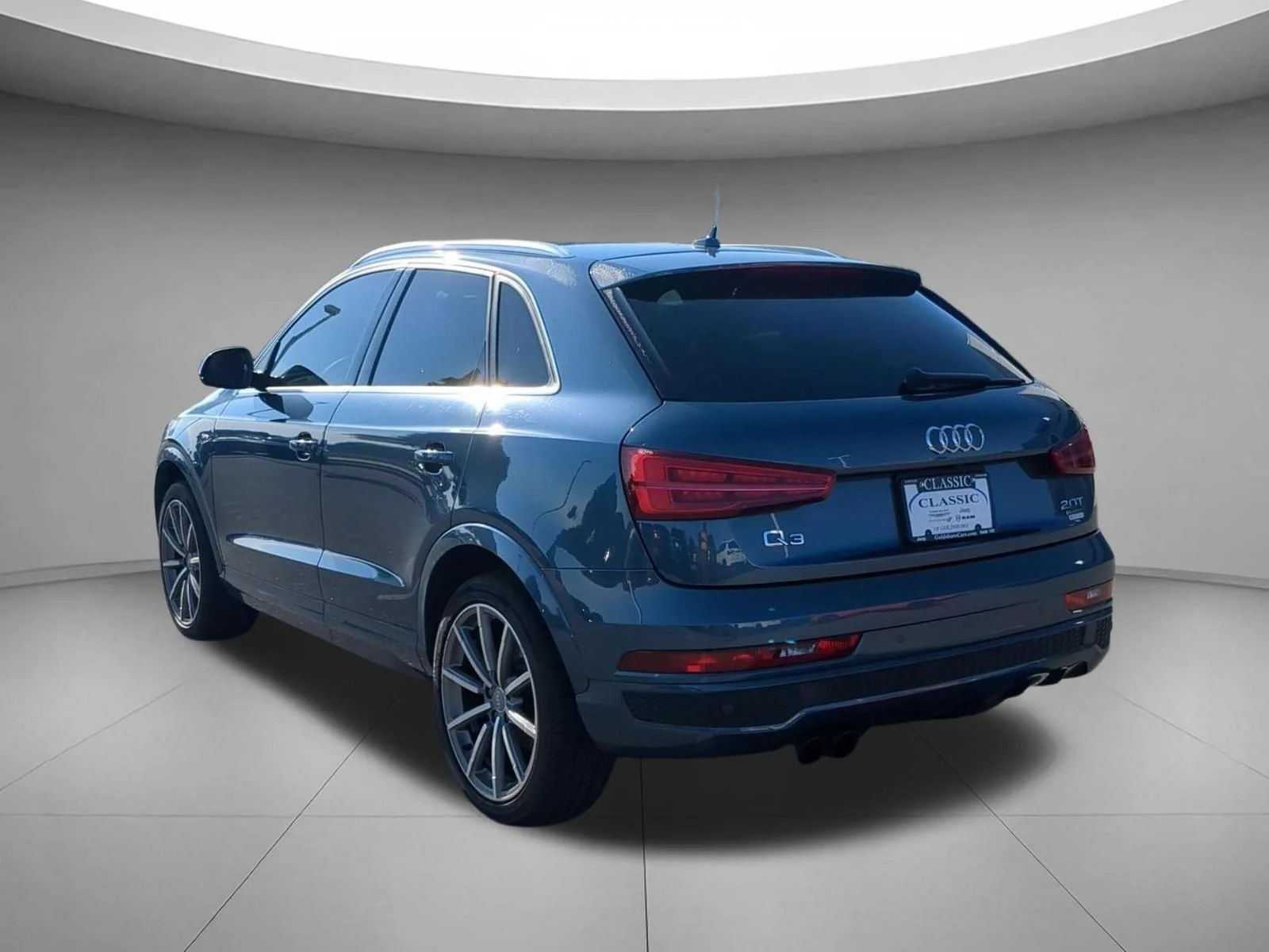Used 2018 Utopia Blue Metallic Audi Premium Plus image 3