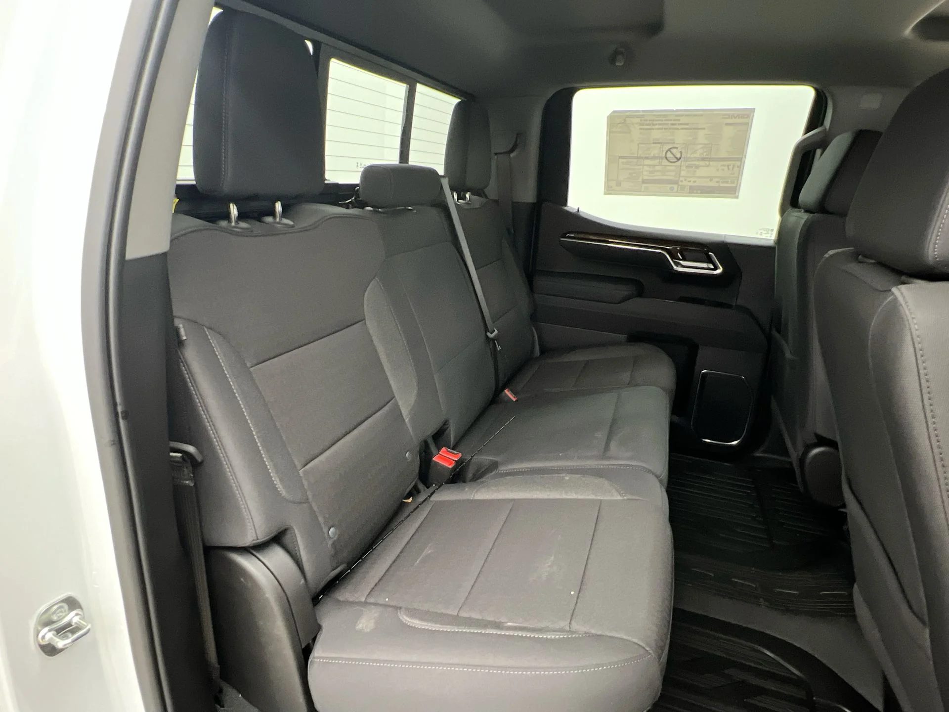 New 2026 Summit White GMC SLE image 81