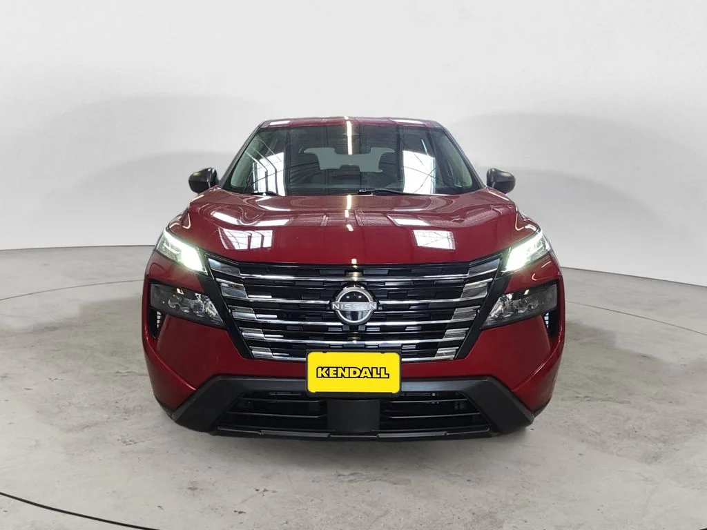Used 2024 Red Nissan S image 2