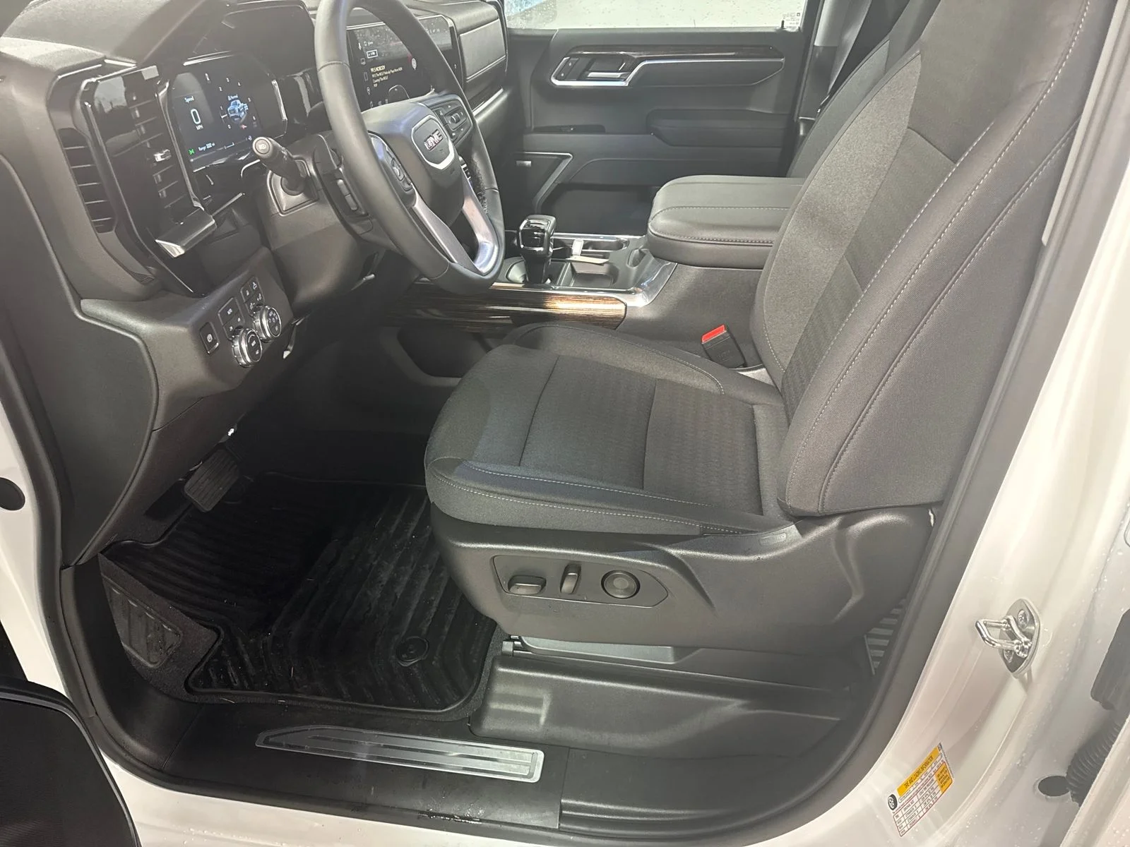 Used 2026 Summit White GMC Elevation image 3