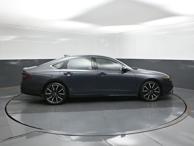Used 2023  Honda Touring image 11
