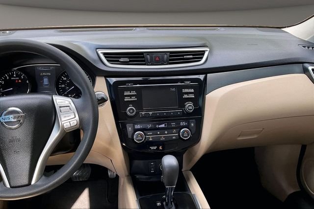 Used 2016 Black Nissan SV image 6