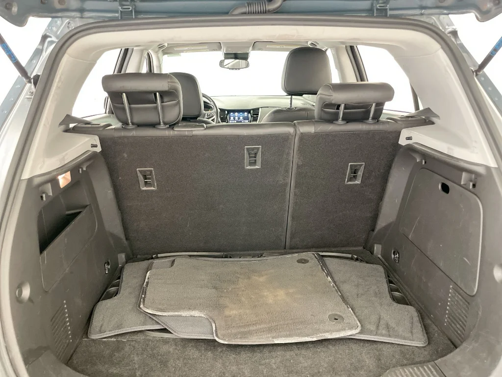 Used 2022 GRAY Chevrolet LT image 24