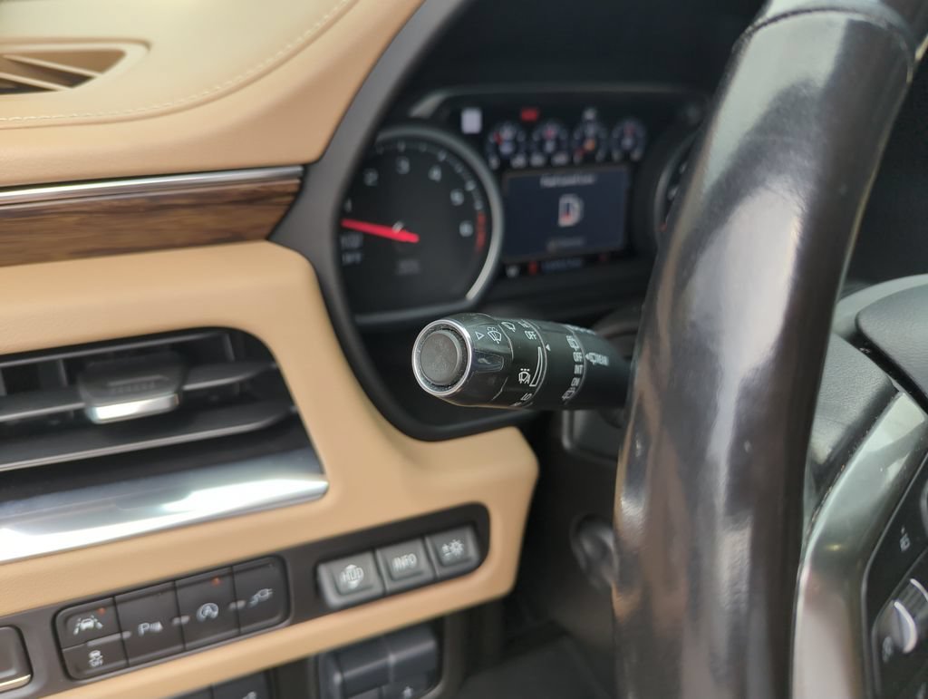 Used 2021 SUMMIT WHITE Chevrolet Premier image 20