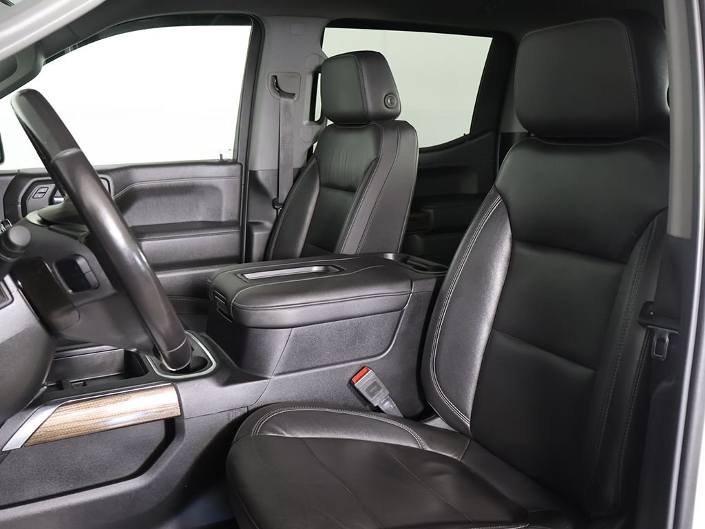 Used 2020 White Chevrolet RST image 25