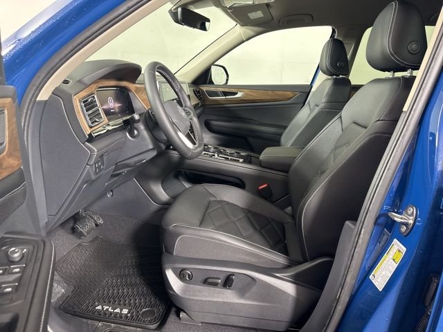 New 2026 Mountain Lake Blue Metallic Volkswagen 2.0T SE w/Technology image 11
