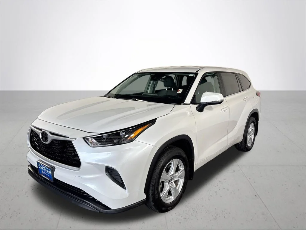 Used 2023 Beige Toyota L image 2