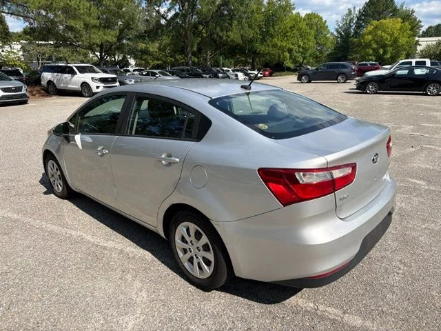 Used 2017 Silver Kia LX image 3