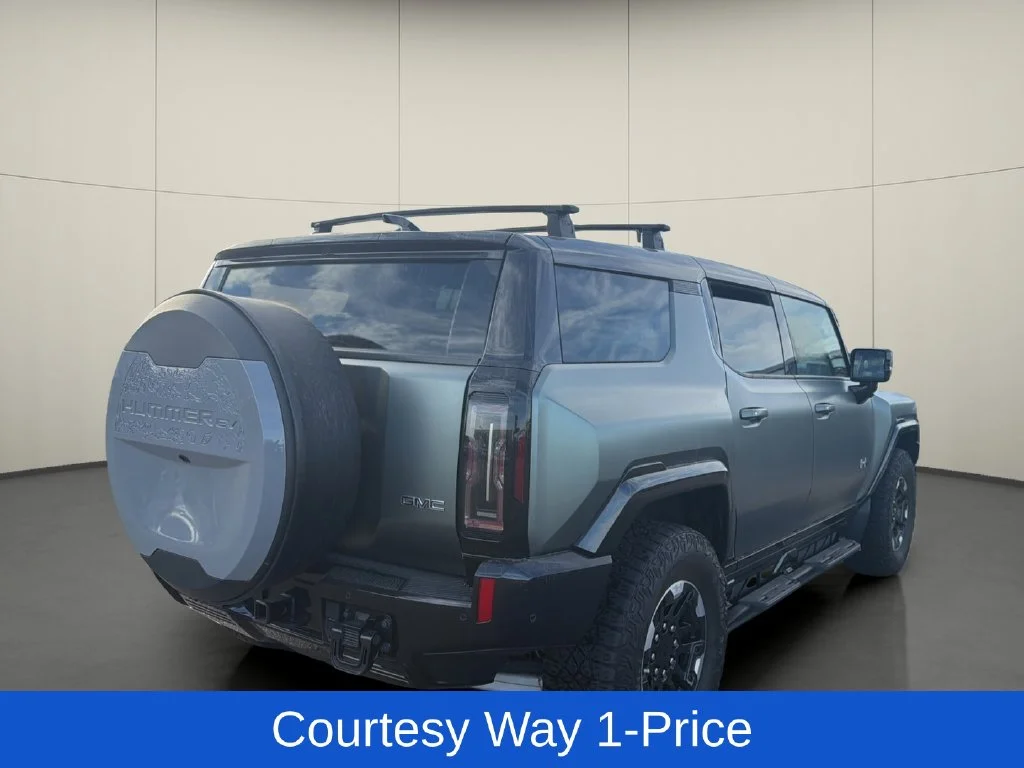 Used 2024 Green GMC 3X image 9