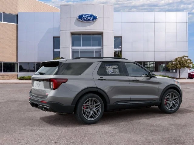 New 2027 Gray Ford ST image 6