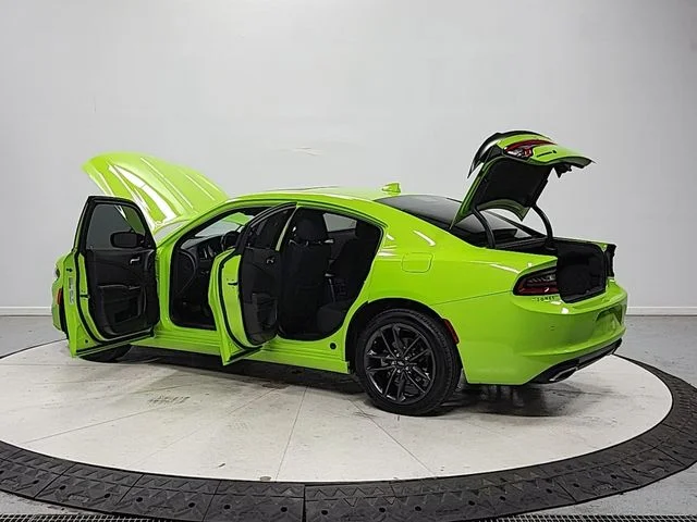 Used 2023 Green Dodge SXT image 13