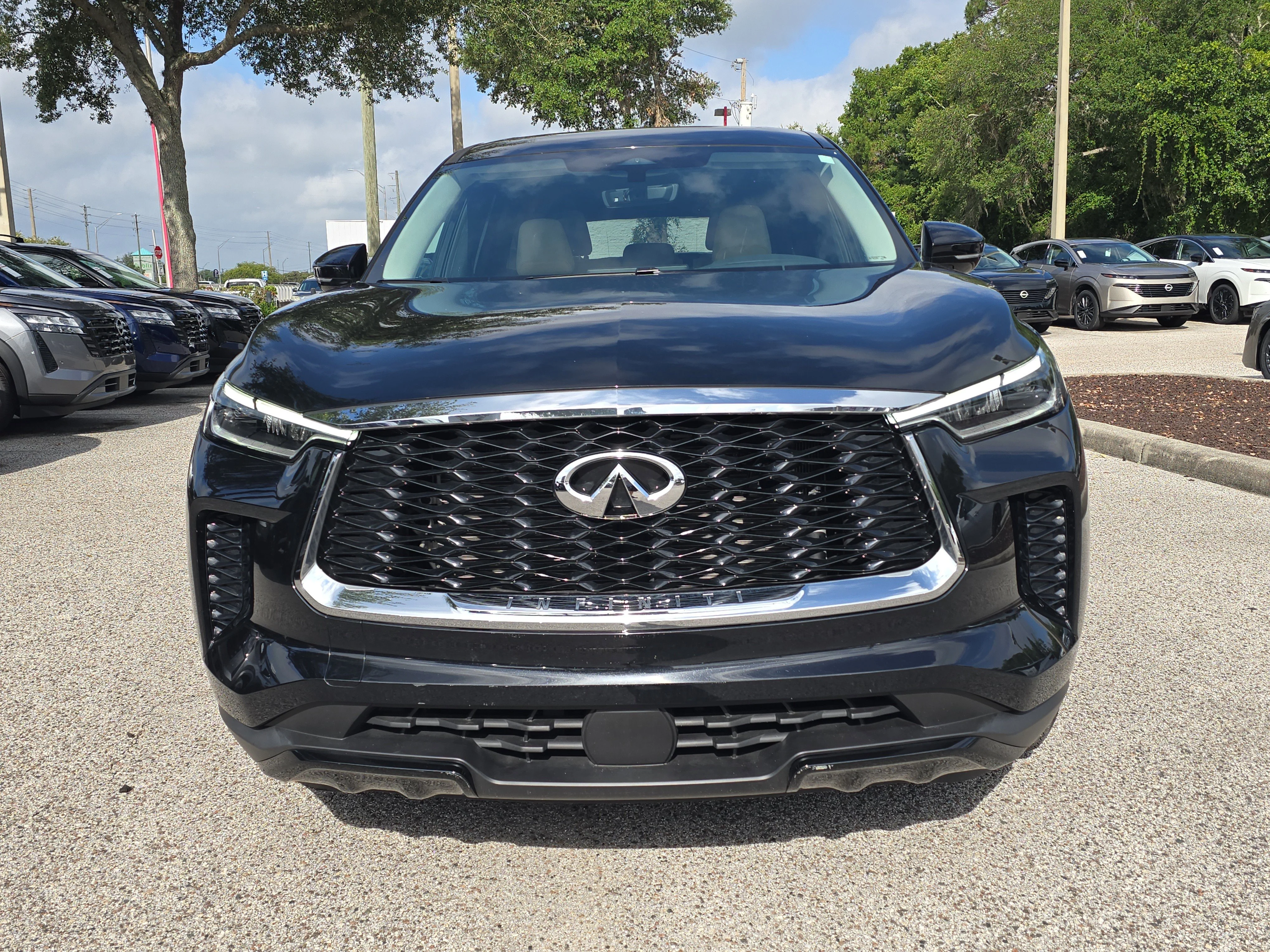 Used 2023 Mineral Black INFINITI PURE image 3