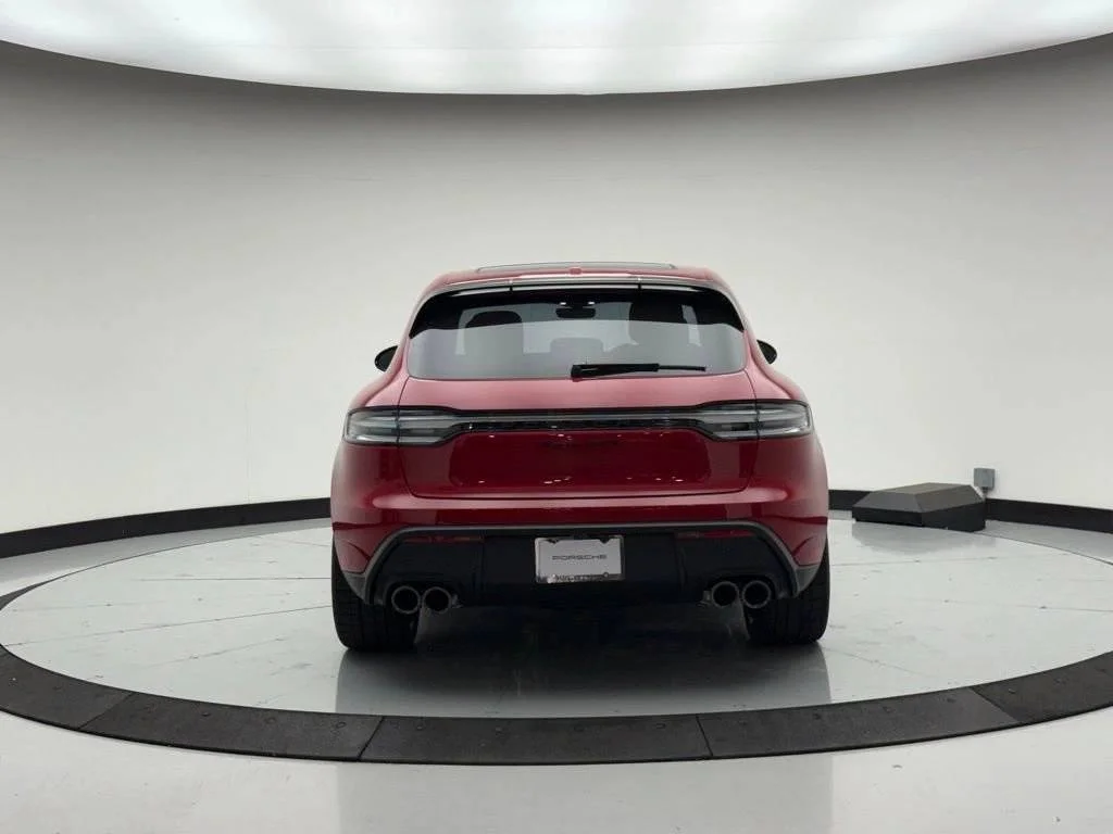 2026 Porsche Macan GTS - Photo 8
