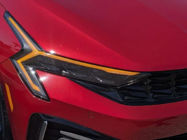 Used 2025 Runway Red Kia EX image 9