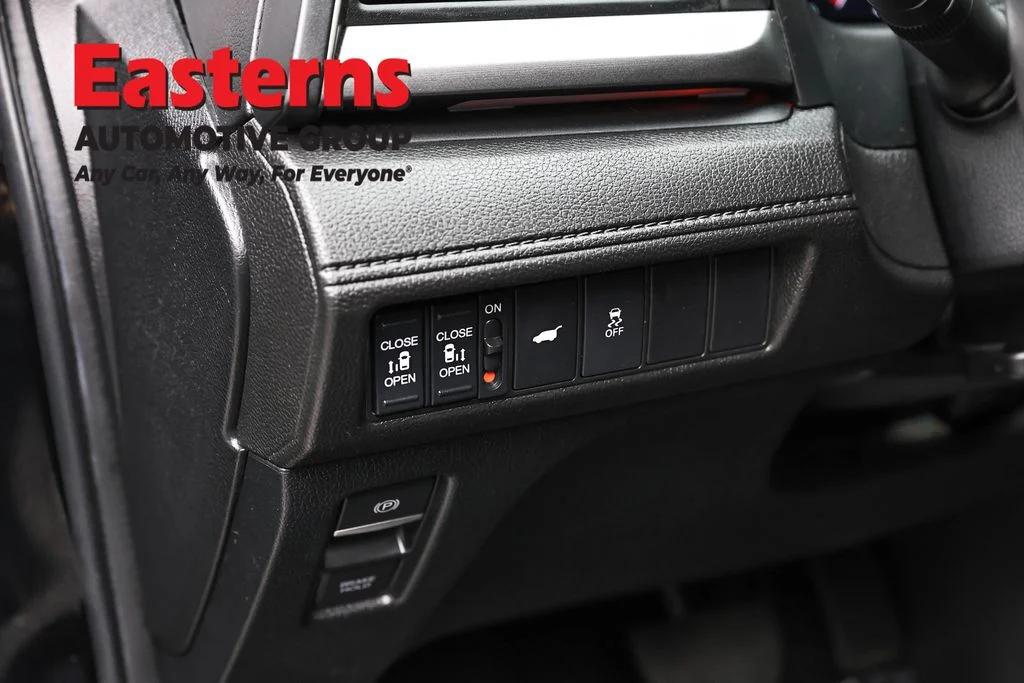 Used 2025 Black Honda Sport-L image 21