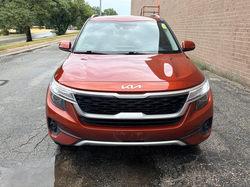 Used 2023 Mars Orange Kia S image 8