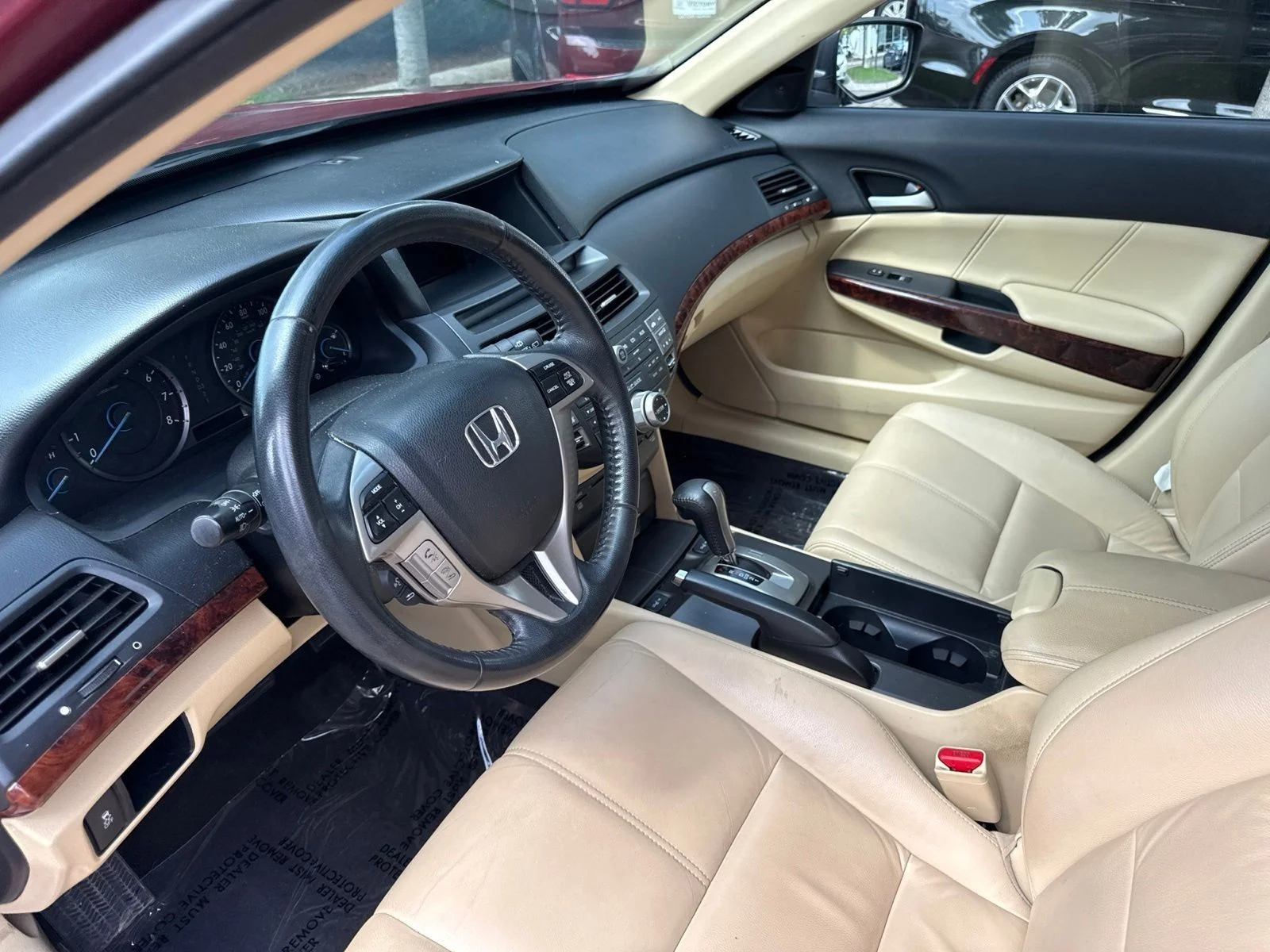 Used 2010 Tango Red Pearl Honda EX-L image 16