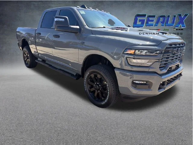 2027 RAM 2500 Pickup Tradesman/Black Express