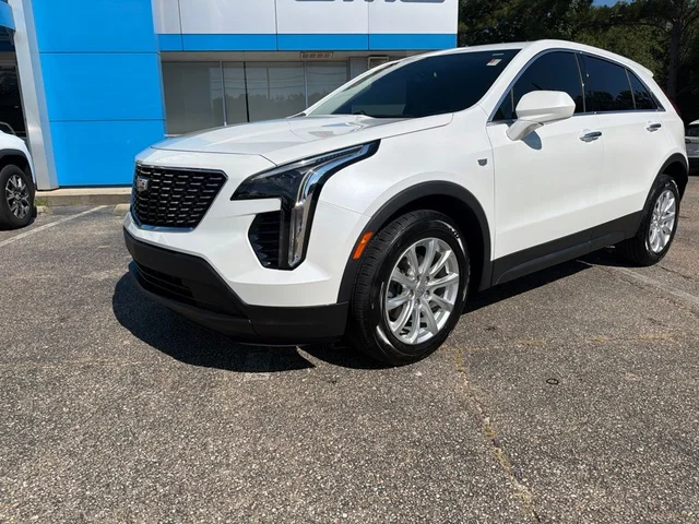 2023 Cadillac XT4 Luxury