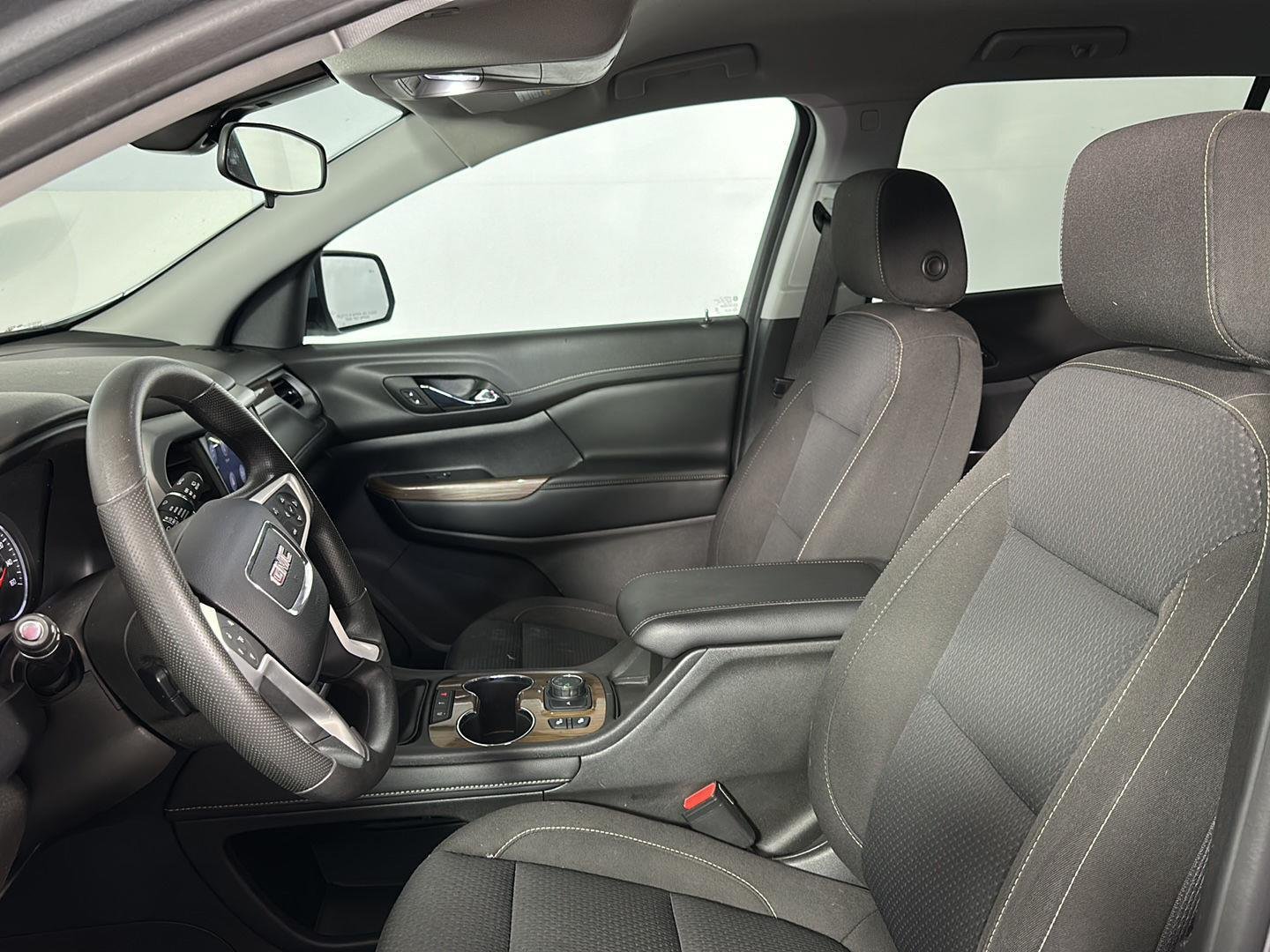 Used 2023 Sterling Metallic GMC SLE image 6