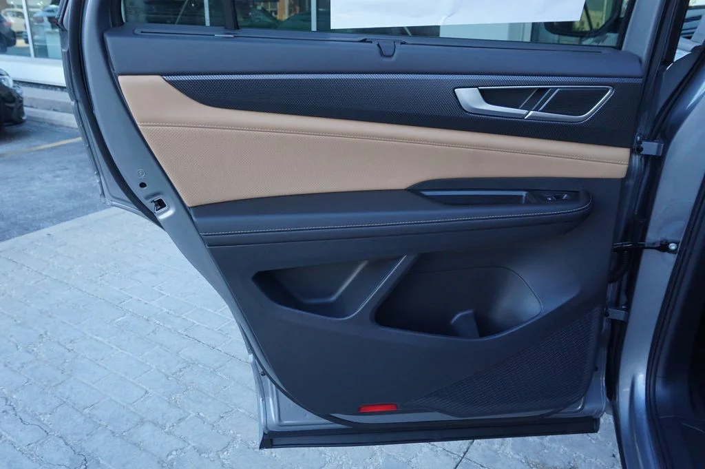 New 2026 Silver Volkswagen 2.0T SEL R-Line Black image 28