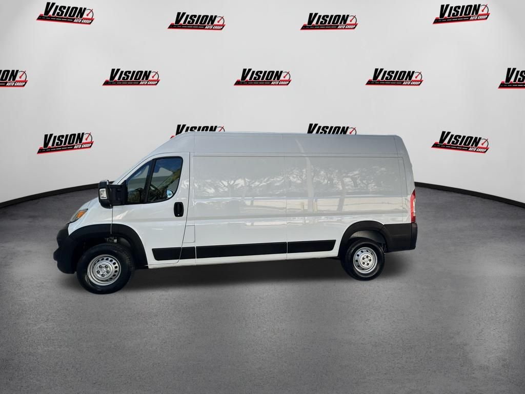 Used 2023 White Ram High Roof image 4