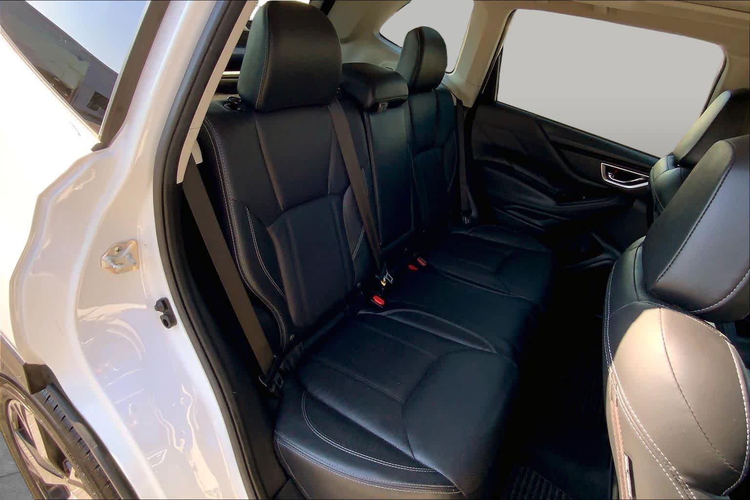 Used 2020 Crystal White Pearl Subaru Touring image 19