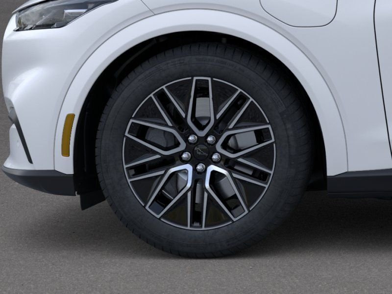 New 2026 Star White Metallic Tri-coat Ford Premium image 19