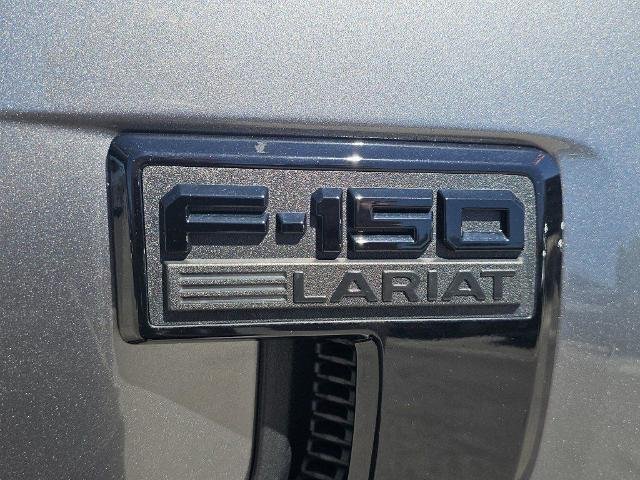 Used 2025 Carbonized Gray Metallic Ford  image 17