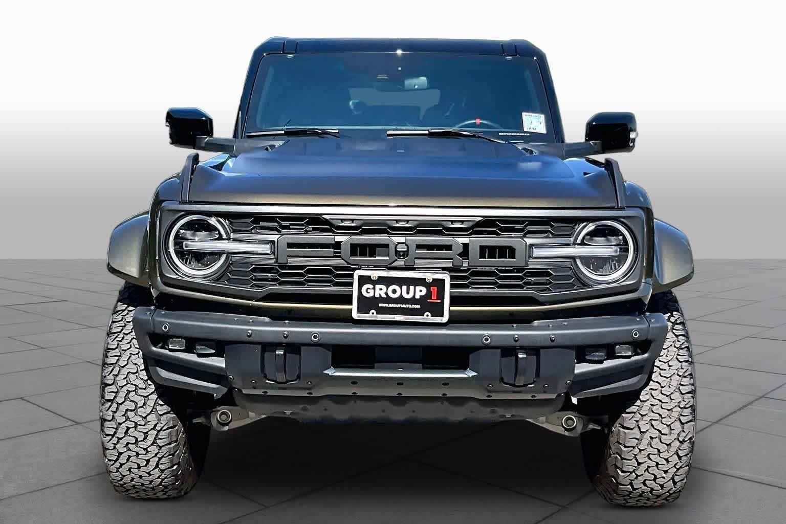 Used 2025 Shelter Green Metallic Ford Raptor image 4