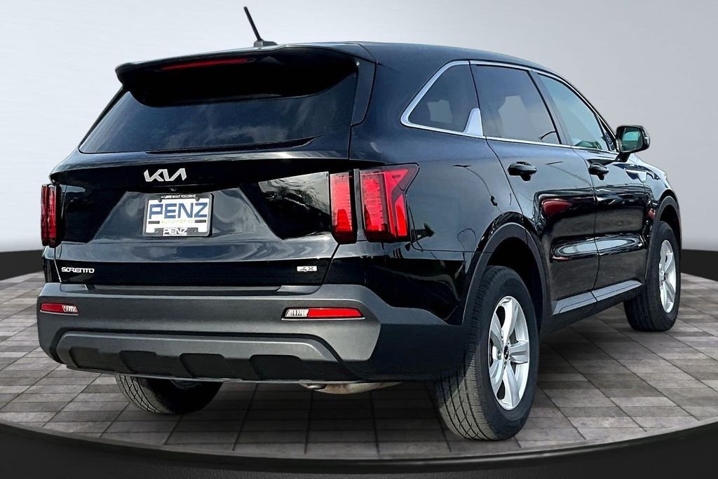 Used 2023 Black Kia LX image 6