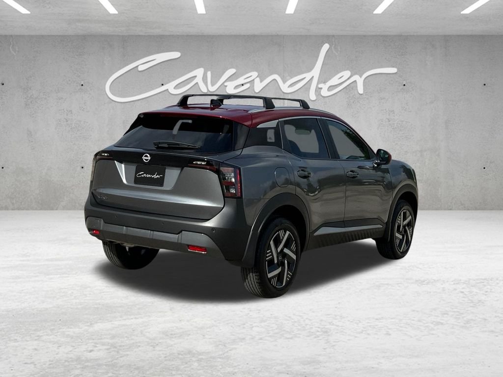 New 2026 Gun Metallic / Scarlet Ember Tintcoat Two-tone Nissan SV image 17