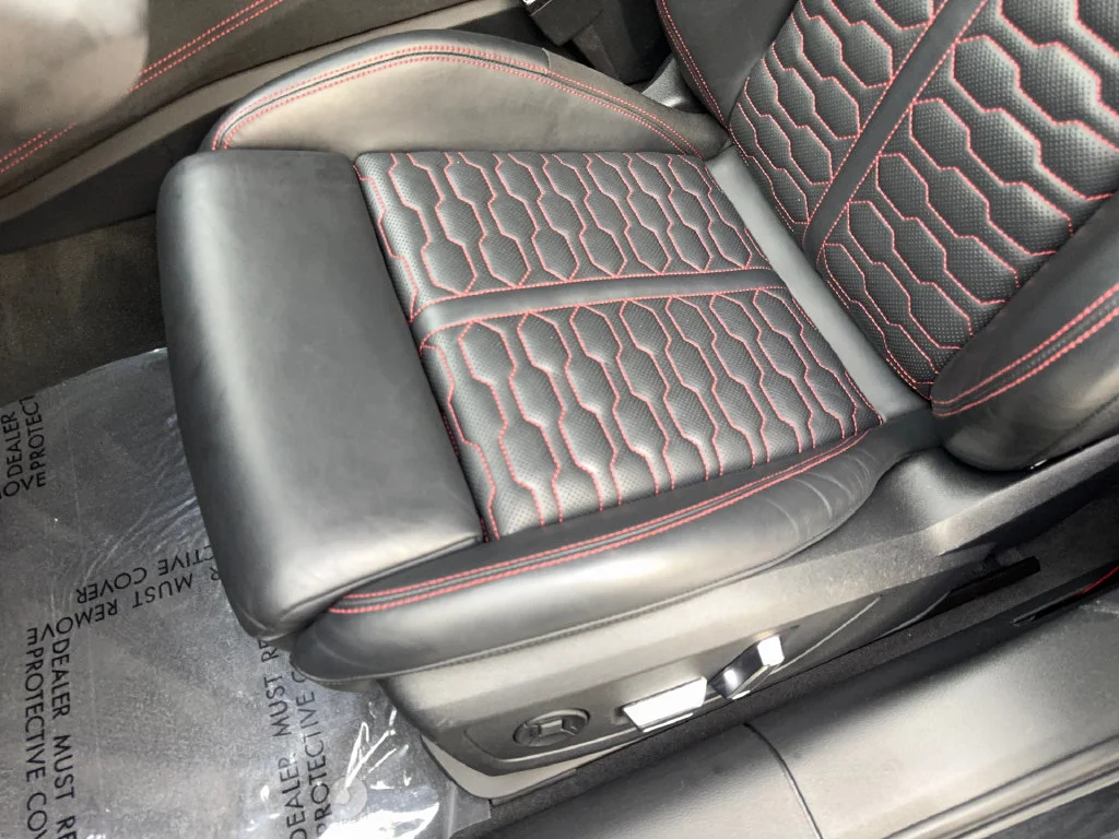 Used 2022  Audi 4.2 image 28