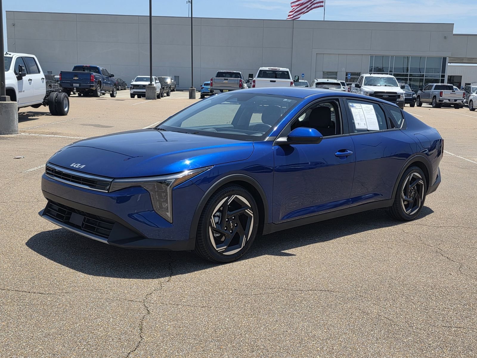 2025 Kia K4 EX AT's photo