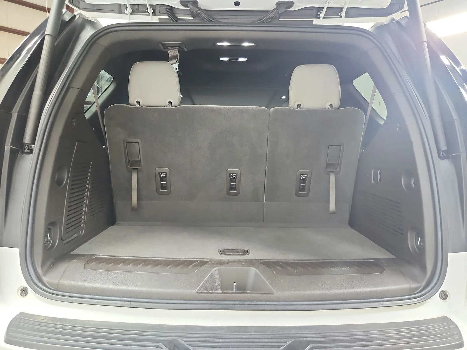 Used 2021 White Chevrolet LT image 52