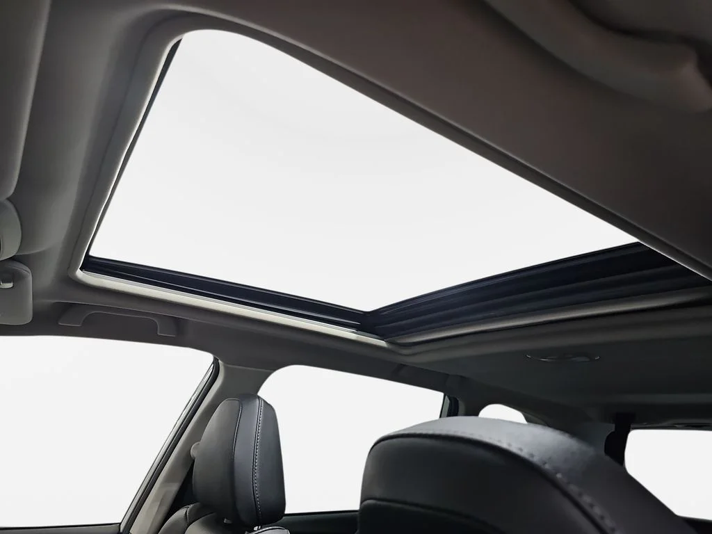 Used 2023 White Subaru Touring image 32