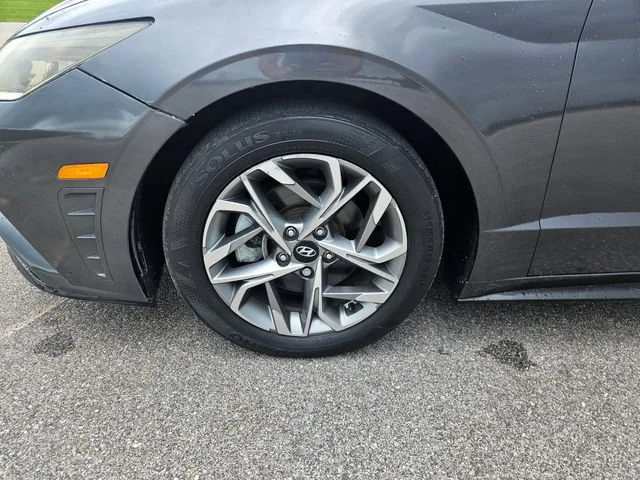 Used 2020 Gray Hyundai SEL image 27