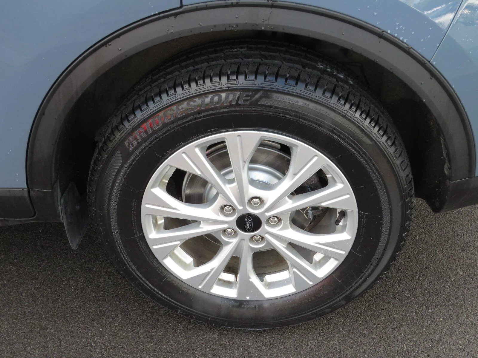 Used 2023 Vapor Blue Metall Ford Active image 17