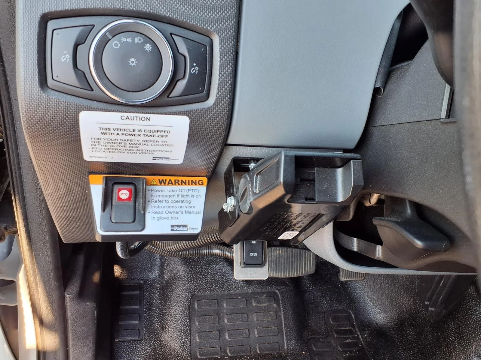 Used 2024 WHITE FORD MEDIUM TRUCK  image 12